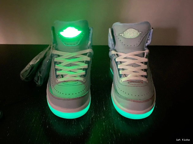 J Jordan Balvin Retro DQ7691-419 2 0604
